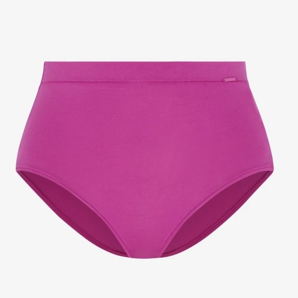 Savage X Fenty High Waist Magenta Panties